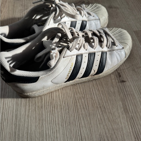 Adidas Superstar White with Black Stripes - Picture 1 of 4